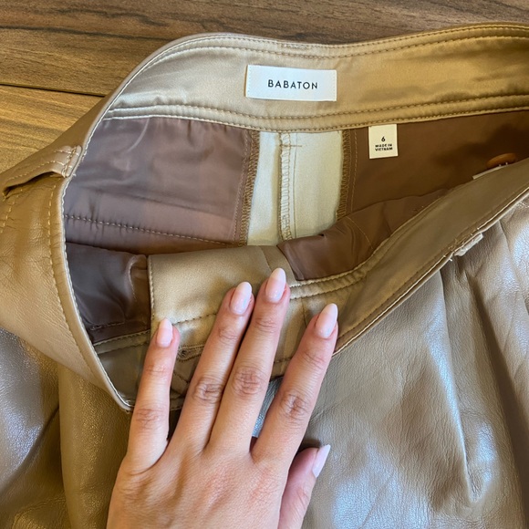 Aritzia Babaton Pleated Pant Vegan Leather - 6 - Picture 9 of 10